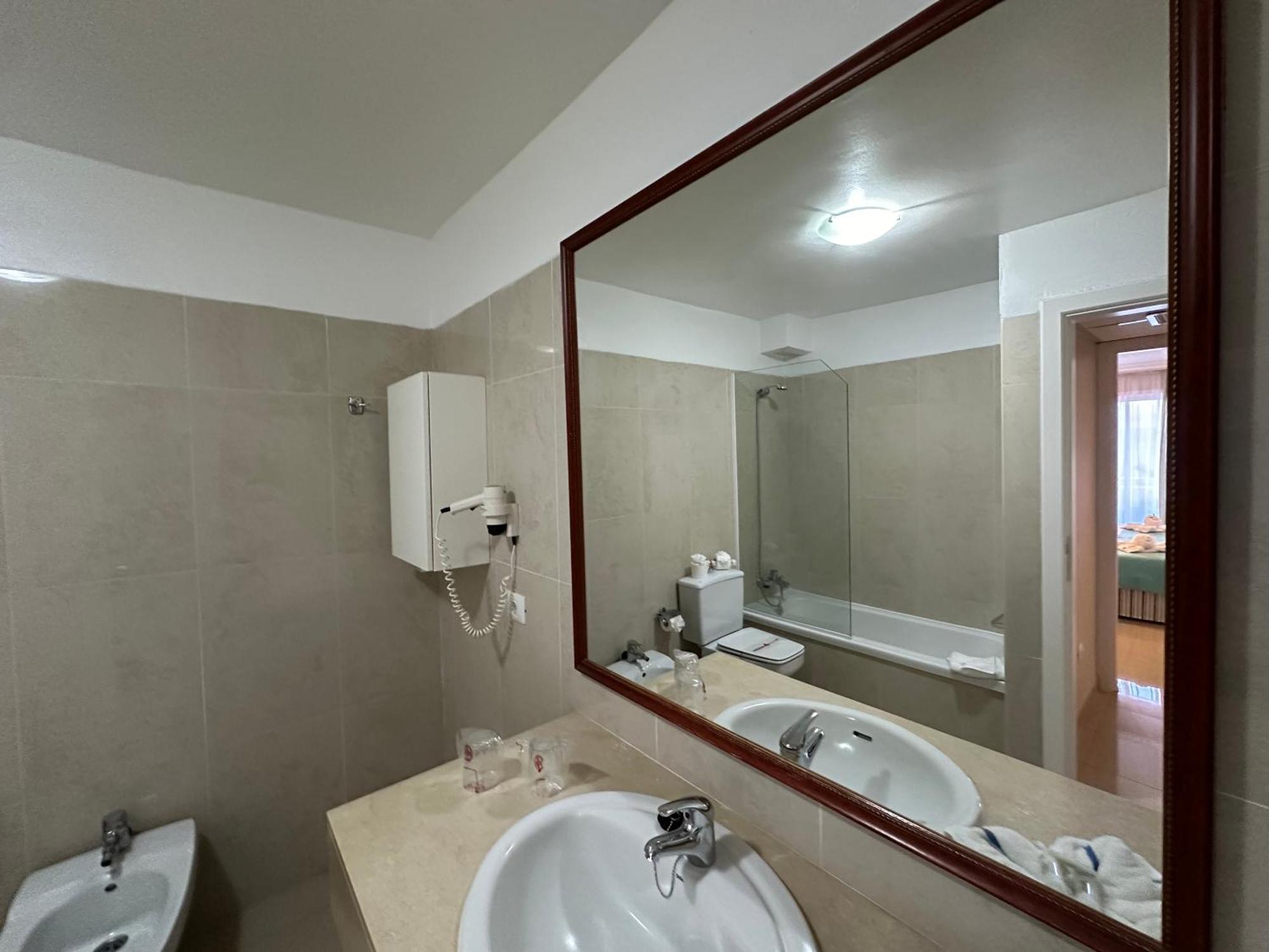 Rf La Quinta Park Suites ซานตา เออร์ซูลา ภายนอก รูปภาพ