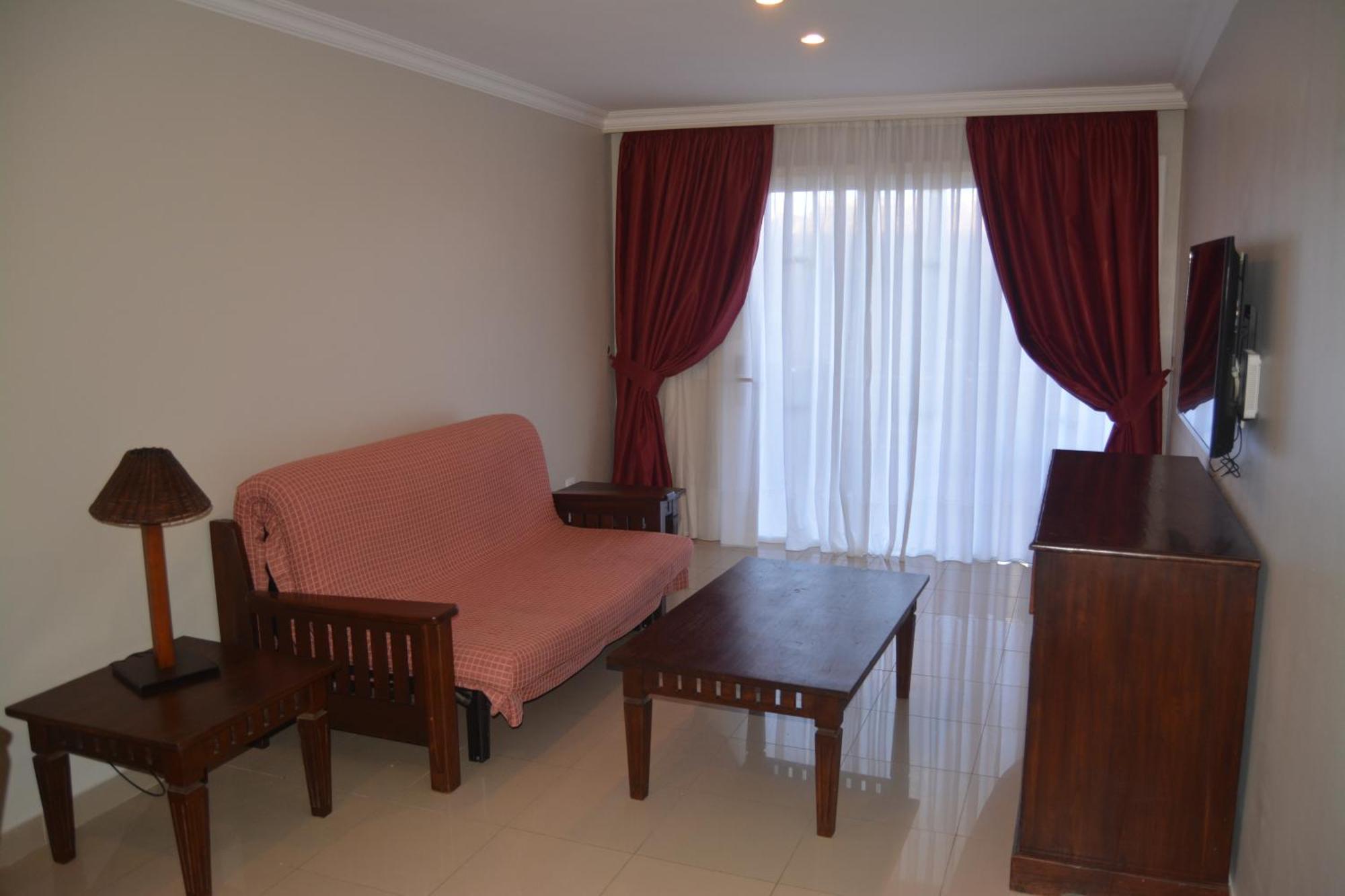 Rf La Quinta Park Suites ซานตา เออร์ซูลา ภายนอก รูปภาพ