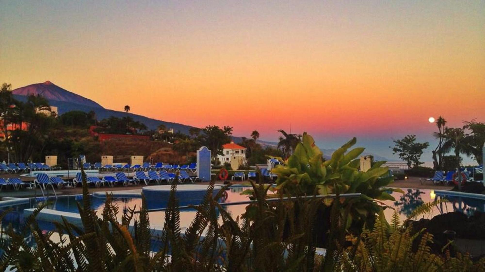 Rf La Quinta Park Suites ซานตา เออร์ซูลา ภายนอก รูปภาพ